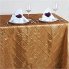 Pintuck 90x132" rectangular Tablecloth Gold